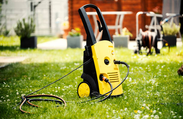 Best Sidewalk and Walkway Cleaning  in Greenhills, OH